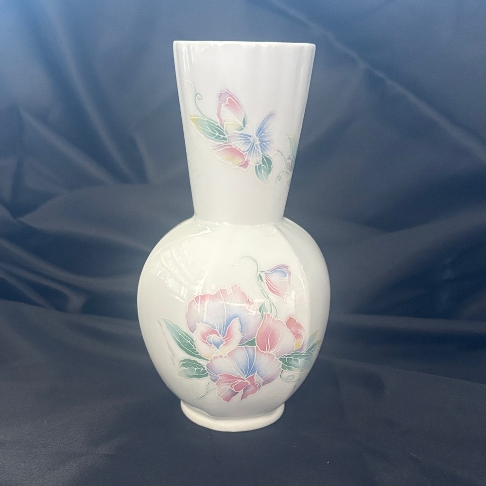 White Porcelain Floral Vase with Pastel Butterfly and Bloom Motif